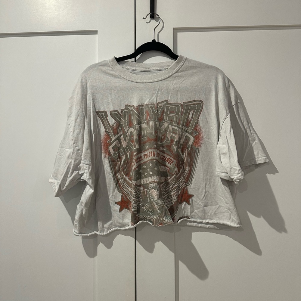 Cropped  graphic tshirt